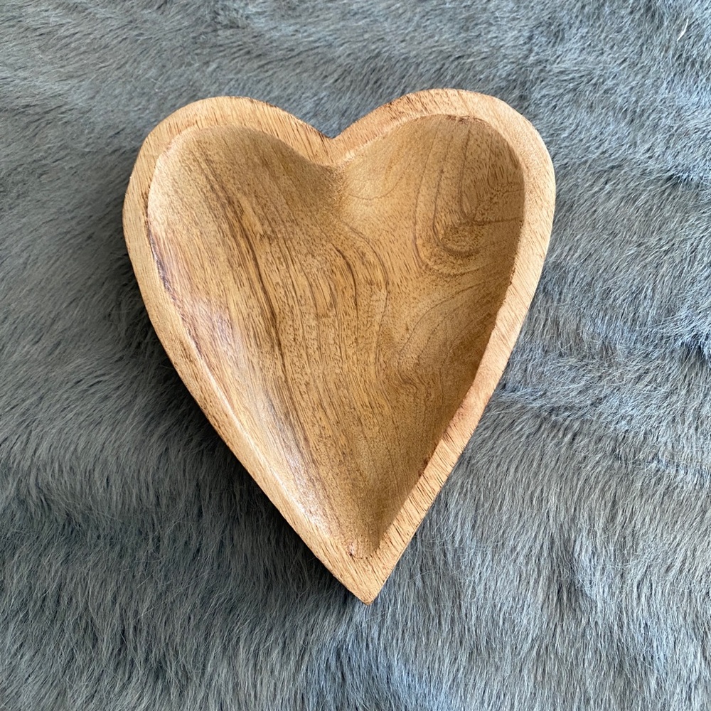 Wood Heart Tray - Picture 2 of 6